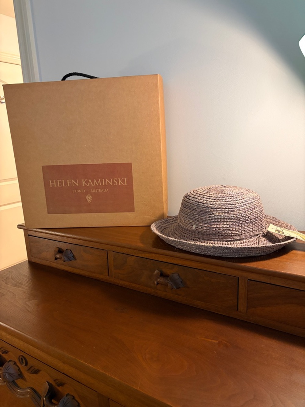 Vintage NWT Deadstock Helen Kaminski Raffia Hat